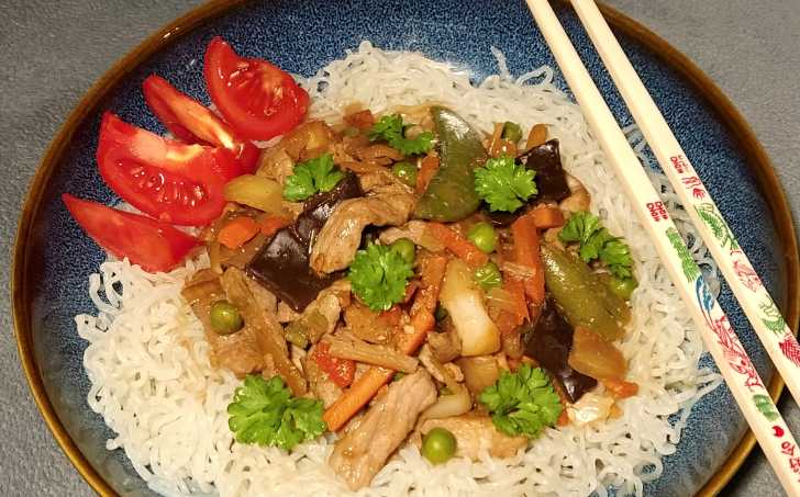 Vepřové stir-fry s hoisin omáčkou - LC