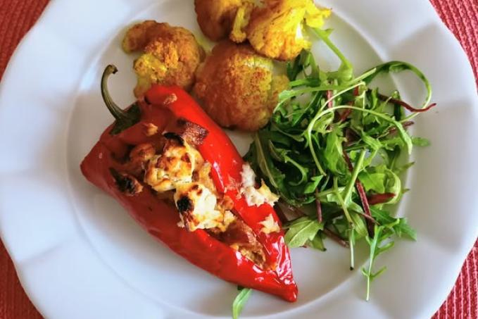 Pečená plněná paprika s pečeným květákem