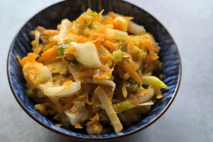 Oranžové kimchi s pomerančem, zázvorem a fenyklem