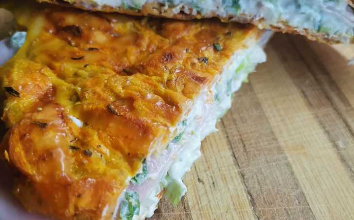 Mrkvové placičky plněné tvarohem s jarní cibulkou