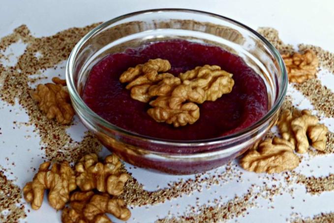 Ostružinový teff dezert