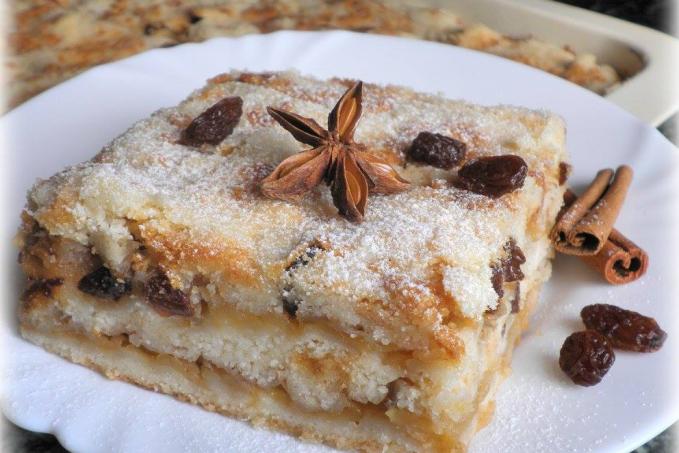 Vrstvený jablkový koláč