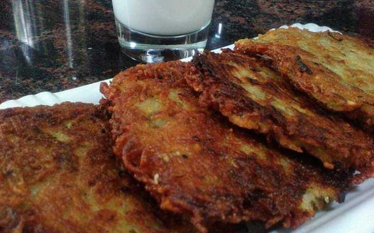 Cuketovo zemiakovē placky zo salámou