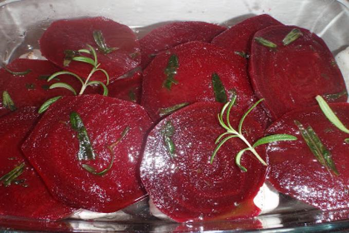 Pečená cvikla, zelenina a zemiaky :-)