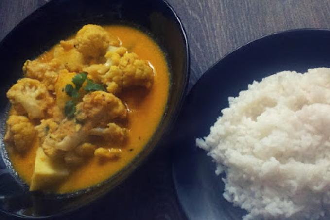 Veganský indický květák s brambory