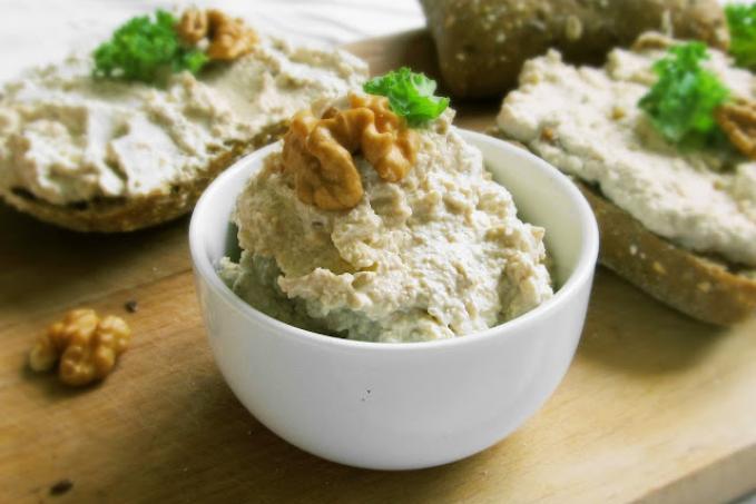 Pomazánka z vlašských ořechů