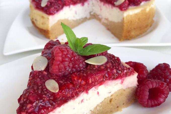 Vanilkovo-malinový dort