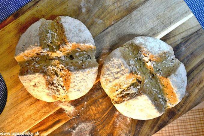 Bezlepkový sódový chlieb bez kysnutia