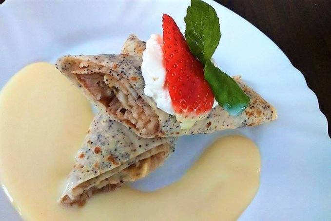 MAKOVÉ PALAČINKY S VANILKOVÝM KRÉMEM