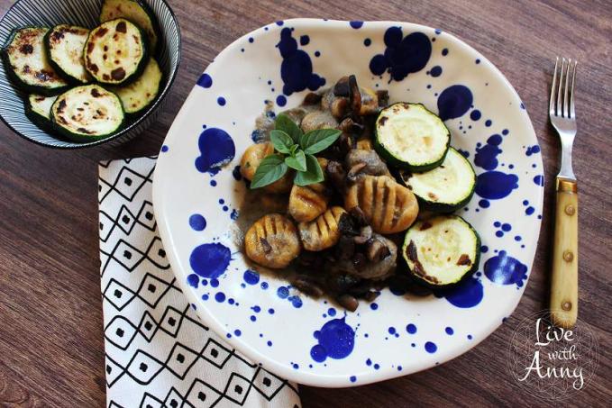 Dýňové gnocchi s houbovou omáčkou | Zdravě do plavek