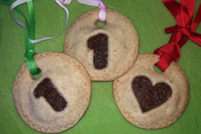 Linecké medaile ze špaldové mouky pečené s povidly