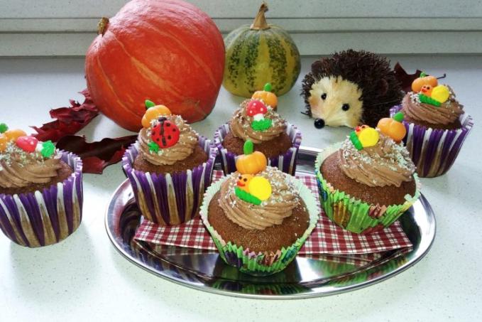 Vláčné dýňové cupcakes s čokoládovým mascarpone