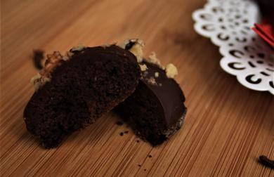 Čokoládové bochánky se skořicí, hřebíčkem a s vůní pomeranče