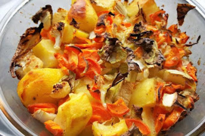 Zapečená zelenina s bramborem