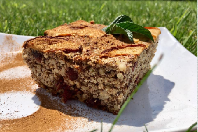 Jahelník s mákem a  jablíčkama