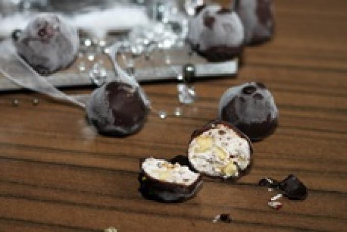 Keto cookie truffles