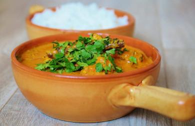 KUŘE MAKHANI / BUTTER CHICKEN / MURG MAKHANI