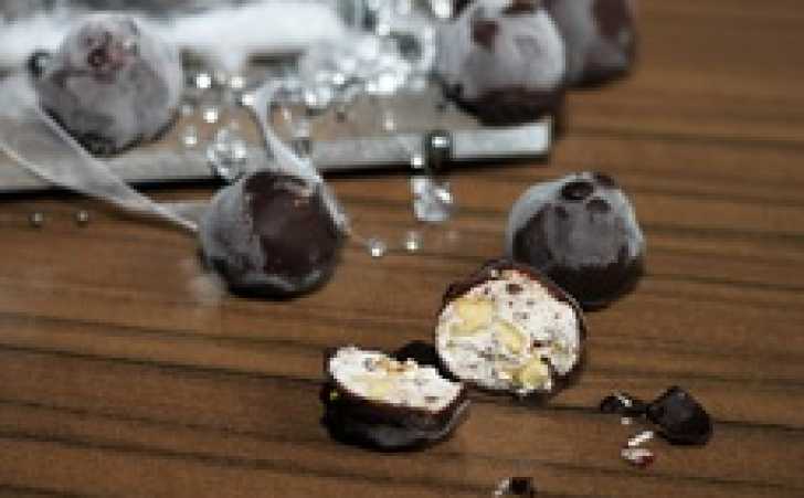 Keto cookie truffles