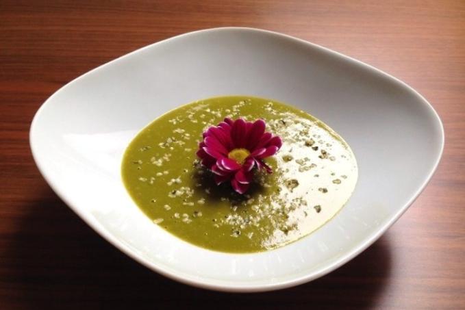 Krémová polévka z kapusty kadeřavé