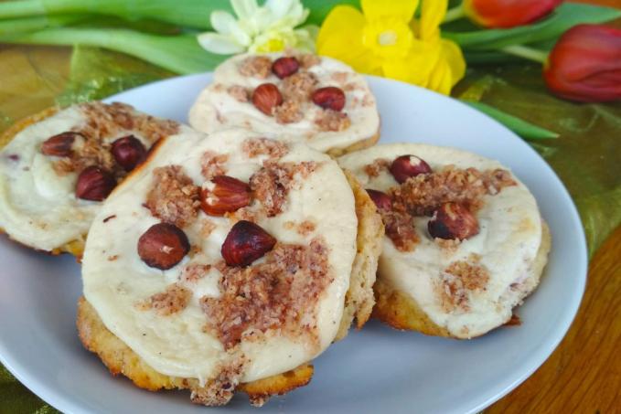 Jednoduché slavnostní kynuté Low carb koláče