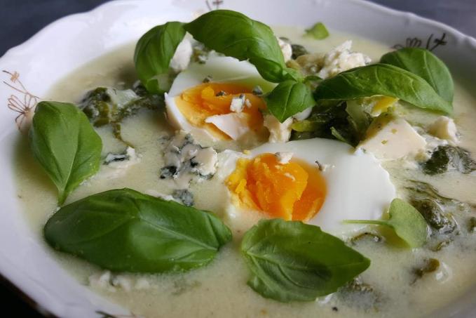 Polévka s růžičkovou kapustou