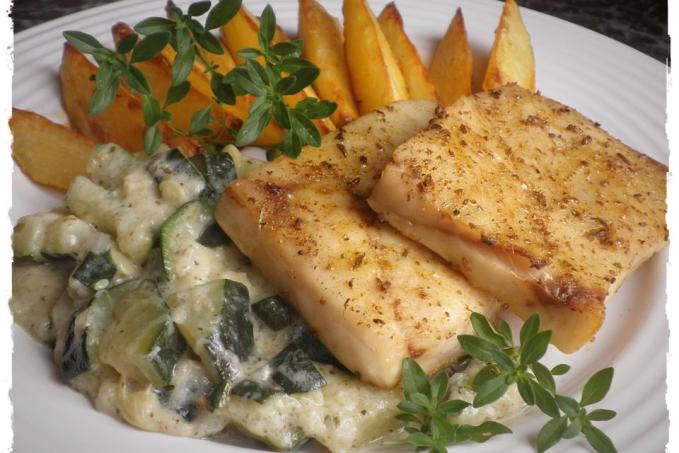 TRESKA S CUKETOU A TATARKOVÝMI BRAMBORAM