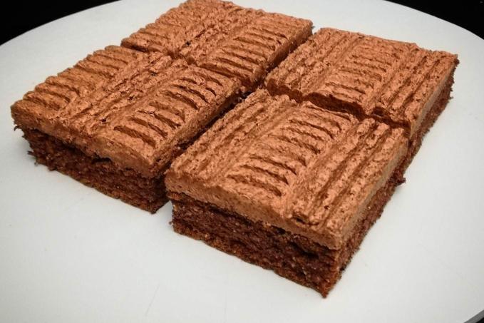 Kakaová placka s rumovou polevou - LC