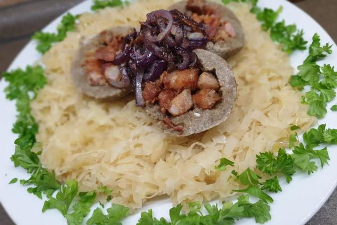 Plněné knedlíky uzeným se zelím - LC