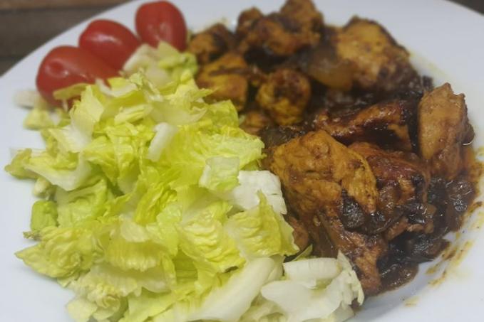 Krůtí čína s římským salátem