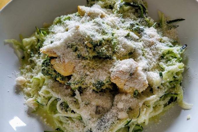 Kuře na kari se špenátem