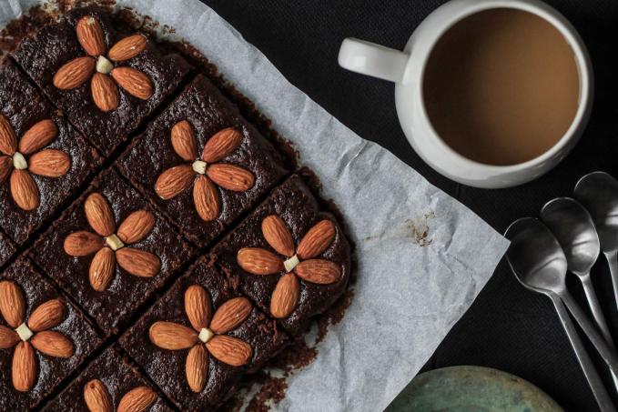 Hrnkové brownies z červené řepy a hořké čokolády