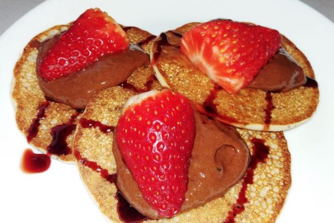 Rýžové lívanečky s banánovou čokoládou