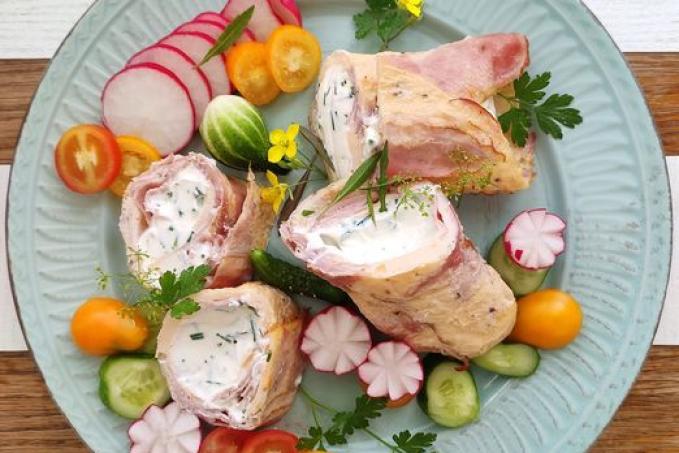 Snídaňoobědová omeleta s pažitkovým tvarohem