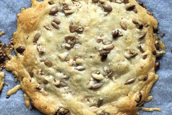 Sýrové krekry se semínky