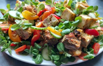 Velikonoční nádivkový trojboj