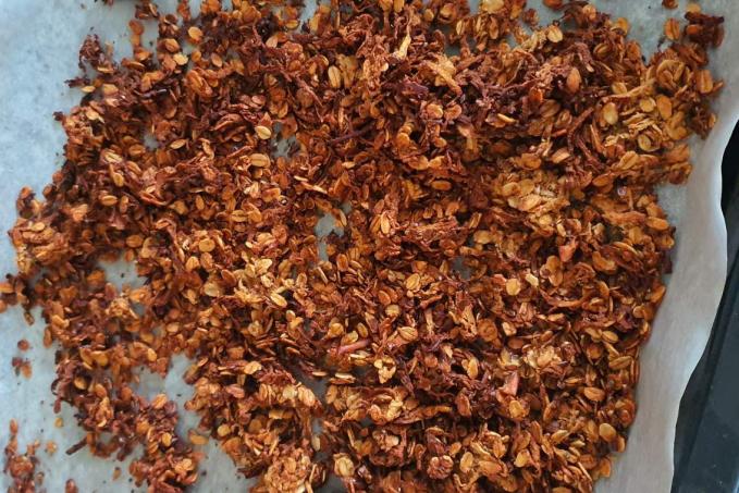 Granola slazená jen jablkem