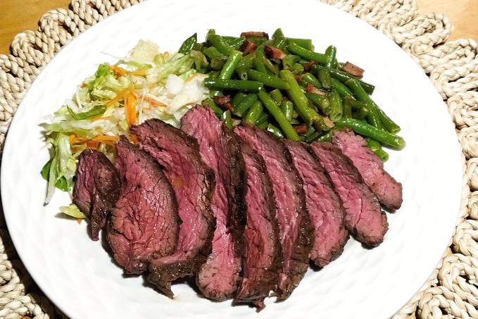 Hovězí steak s fazolovými lusky - LC