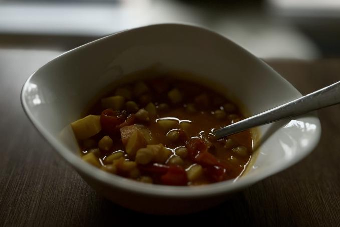 Zeleninové ragú z cizrny s kurkumou a římským kmínem
