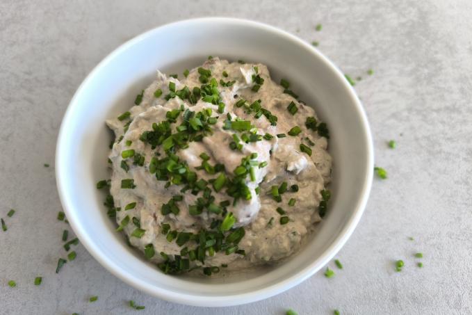 Sardinková pomazánka s pažitkou a ricottou