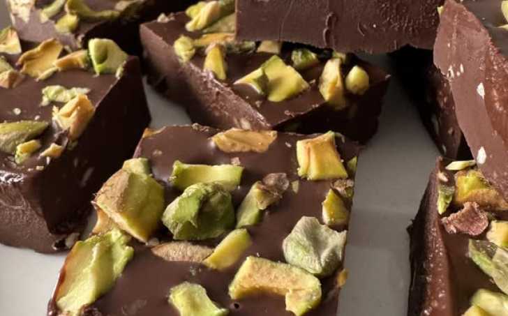 Čokoládovo - ořechové kostičky