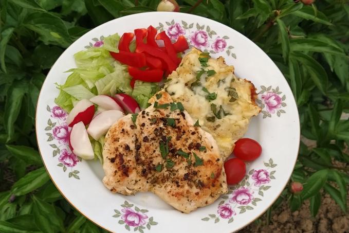 Kuřecí prsa se zapečeným květákem - LC