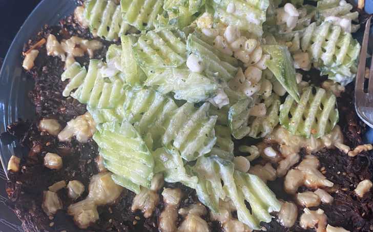 ZELŇÁKY s okurkovým salátem