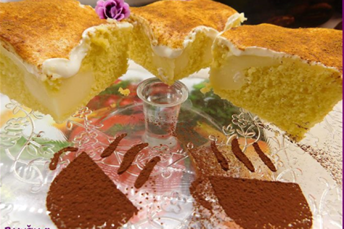 Pudinkové řezy se zakysanou smetanou