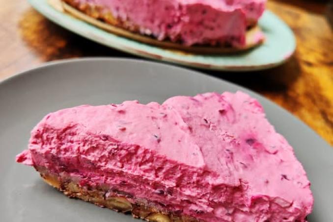 Jostovo-rybízový cheesecake