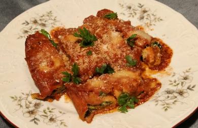 Cannelloni s ricottou a špenátem v rajčatové omáčce - LC