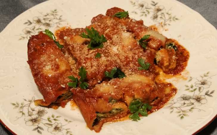 Cannelloni s ricottou a špenátem v rajčatové omáčce - LC