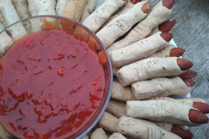 Strašidelné slané prsty na Halloween