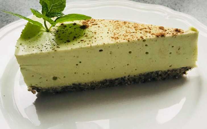 Low carb avokádový cheesecake