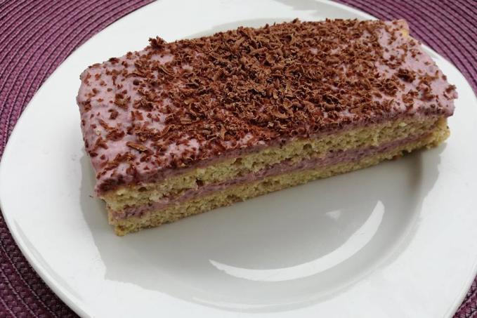 ŘEZ S RYBÍZOVÝM KRÉMEM