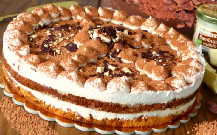 Bezmléčný tiramisu dort s vegan mascarpone